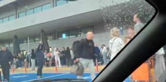 Χάος στη Ζάκυνθο: Κακοκαιρία σταμάτησε πτήσεις και άφησε κόσμο στους δρόμους