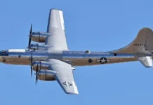 Το αεροσκάφος που άλλαξε την αεροπορία και κόστισε όσο μια ατομική βόμβα