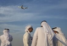 Σχέδια για A350 με περισσότερες από 400 θέσεις παρουσιάστηκαν στο Ντουμπάι