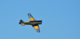 Το Τ-6 Harvard ζωντανεύει την αεροπορική ιστορία της Ελλάδας