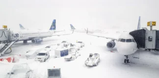 Χιονοθύελλα παραλύει τη Νέα Υόρκη – Μαζικές ακυρώσεις πτήσεων το JFK