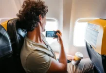 Γιατί ζητούν να κλείνουμε το κινητό στο αεροπλάνο