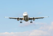 Ταλαιπωρία επιβατών: 97 λεπτά στον αέρα πριν προσγειωθούν στη Χίο