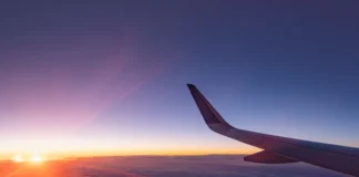 Πότε να κλείσετε φθηνά αεροπορικά εισιτήρια το 2026