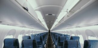 Οι 7 βασικοί λόγοι που μπορούν να σας απομακρύνουν από αεροπλάνο