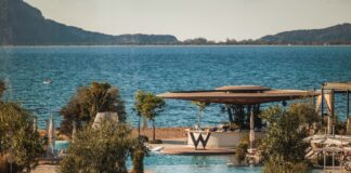Το W Costa Navarino ανοίγει ξανά με νέο, ενισχυμένο πρόγραμμα εμπειριών