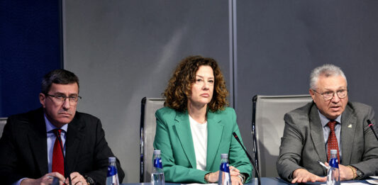 Στη Βάρνα το πρώτο αεροσκάφος με εκκενωμένους Βούλγαρους