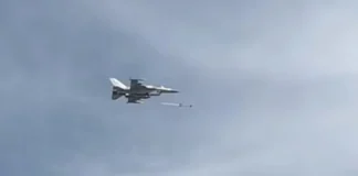 Τουρίστες έγιναν μάρτυρες αερομαχίας με drone στον ουρανό του Ντουμπάι