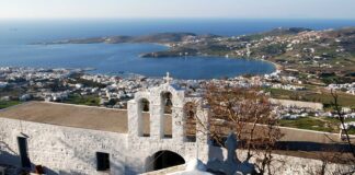 Η Πάρος στους κορυφαίους προορισμούς για τους λάτρεις των ταξιδιών