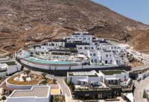 Επιστροφή του Sandblu Santorini με διεθνή ξενοδοχειακή υπογραφή