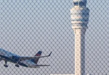 Σύγχυση σε πτήση της Delta με λάθος πύργο ελέγχου στη Νέα Υόρκη