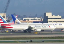 Σενάρια mega-deal στην αεροπορία: Στο τραπέζι πιθανή συγχώνευση United – American Airlines