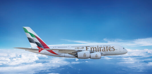 Ο Όμιλος Emirates κατέγραψε ιστορικές επιδόσεις παρά τις διεθνείς προκλήσεις