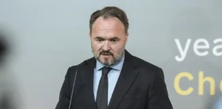 Η ΕΕ σε επιφυλακή για τα καύσιμα που τροφοδοτούν τα αεροσκάφη