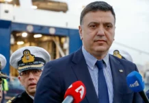 Κικίλιας: «Το πλοίο είναι λαϊκό μέσο» – Η μάχη για τις τιμές των εισιτηρίων