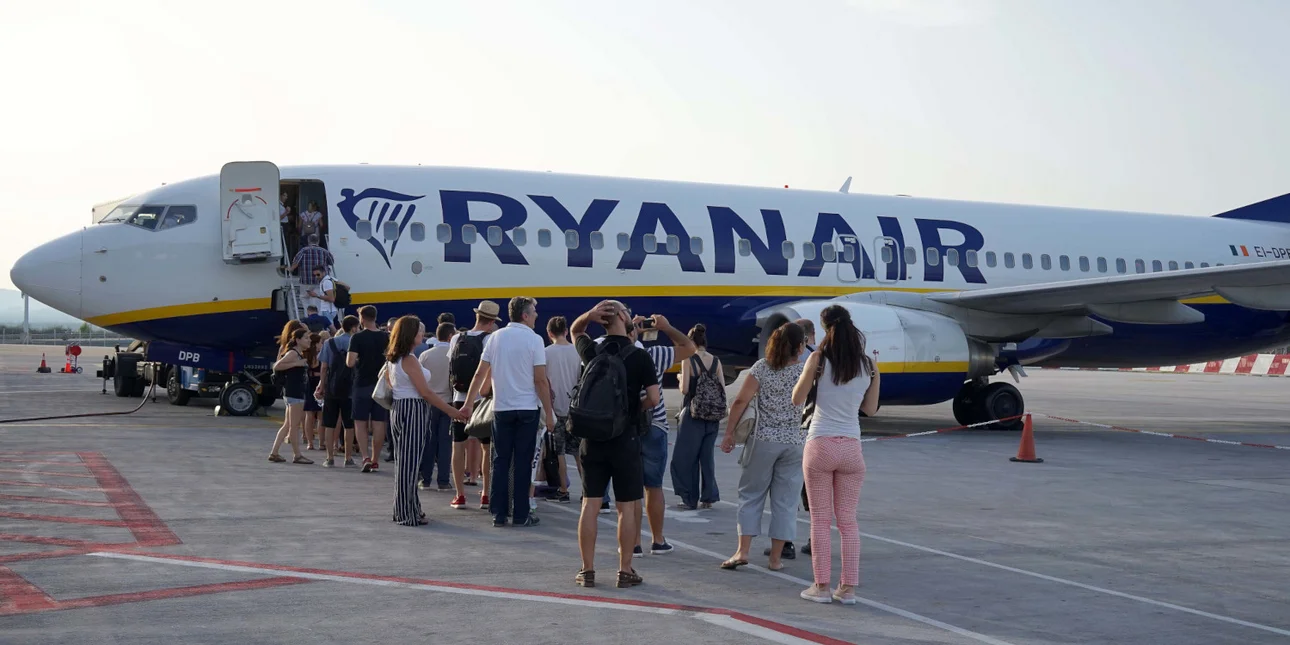 ryanair-eurokinissi.jpg