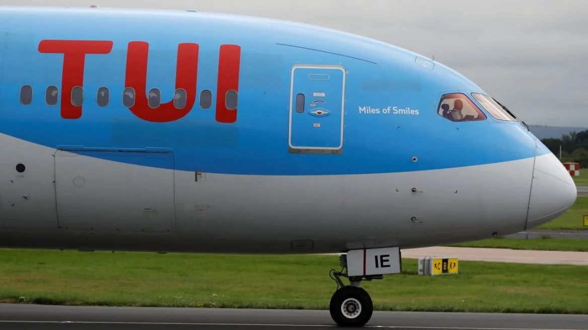 skynews-tui-plane-aviation
