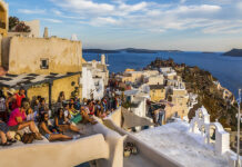 ΙΝΣΕΤΕ: Θετική δυναμική για τον ελληνικό τουρισμό το 2026