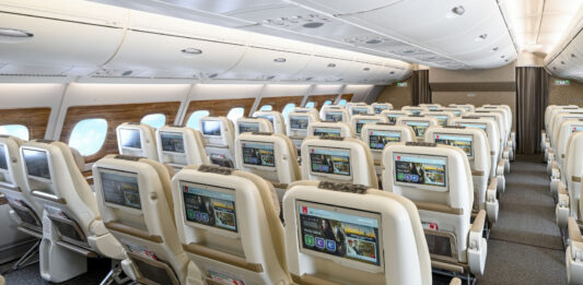 Emirates: Ολοκληρώθηκε η αναβάθμιση των πρώτων 100 αεροσκαφών
