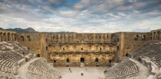 Οι αρχαίες πόλεις της Τουρκίας φιλοξενούν και φέτος παραστάσεις όπερας και μπαλέτου