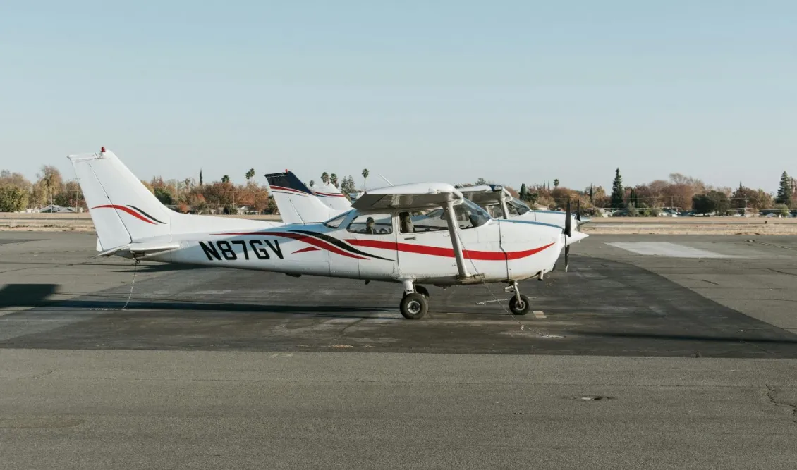 aeroplano-dimoprasia-sevilli-2