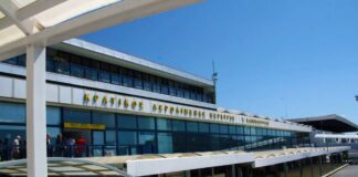 Αεροπορικό «κύμα» τουριστών στην Κέρκυρα με 334 πτήσεις σε τρεις ημέρες