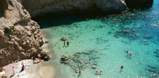 Πώς αλλάζουν οι προτιμήσεις των ξένων τουριστών στα ελληνικά νησιά