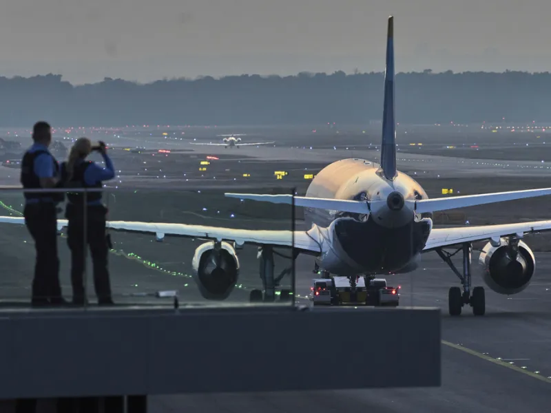 germanairport_ap.jpg