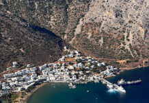 Η Σίφνος μαγεύει τους Βρετανούς: Ένα νησί γεμάτο ομορφιά και αυθεντικότητα