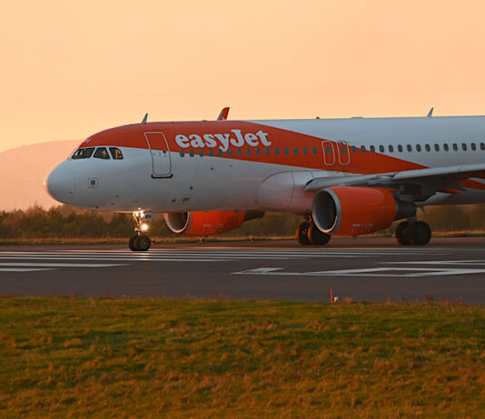 Η Apollo εξαγοράζει την EasyJet έναντι 7,7 δισ. δολαρίων- Δήλωση του Sir Στέλιου Χατζηιωάννου
