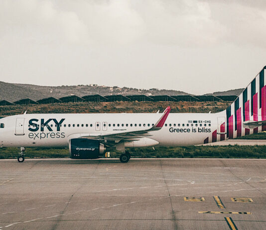 Η Βαρκελώνη σε περιμένει με τη SKY express!