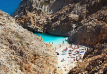 Ελληνικός τουρισμός: Στα 8,8 δισ. ευρώ οι εισπράξεις το α’ εξάμηνο