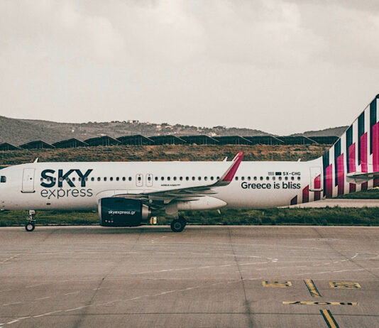 SKY express: Τα παιδιά ταξιδεύουν δωρεάν με τον κωδικό FAMILY