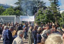 Χίος: Διαδήλωση για το τετράμηνο «λουκέτο» στο αεροδρόμιο