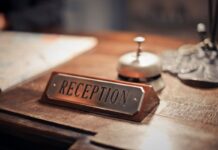 Booking.com: Οι ελληνικές επιχειρήσεις φιλοξενίας επενδύουν στην τεχνολογία