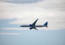 ΗΠΑ: Πτήση επέστρεψε λόγω ανησυχητικού μηνύματος σε κινητό επιβάτη